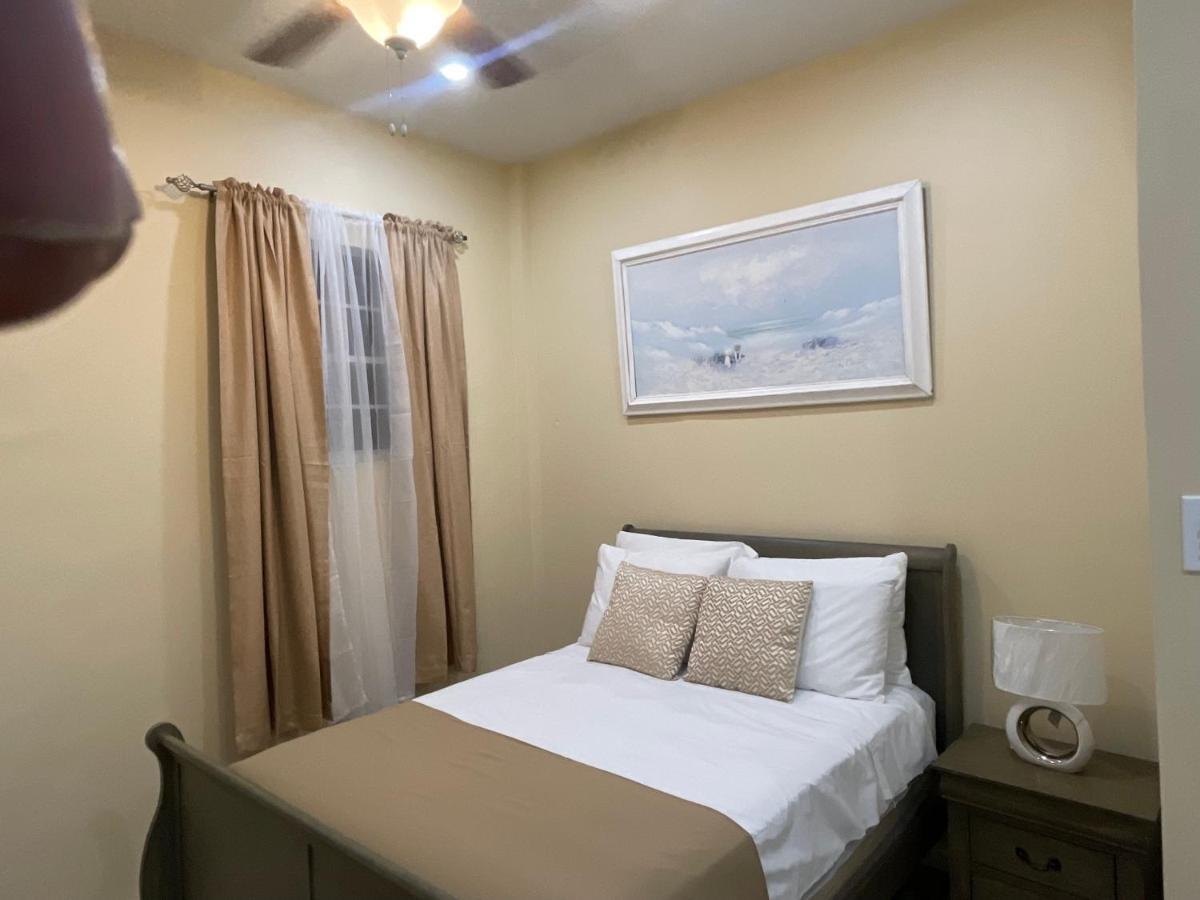 Hotel The Colosseum Basseterre Exterior foto